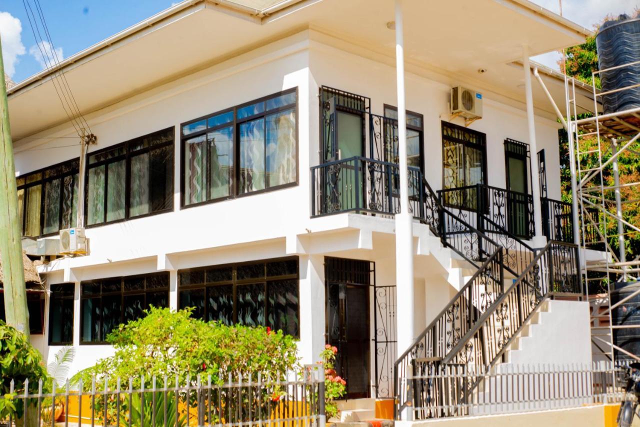 Flamingo Hotel Kinyerezi Dar es Salaam Exterior photo